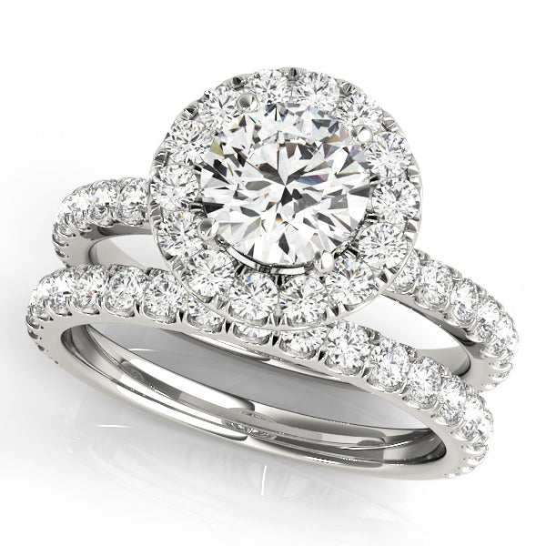 ENGAGEMENT RINGS HALO ROUND