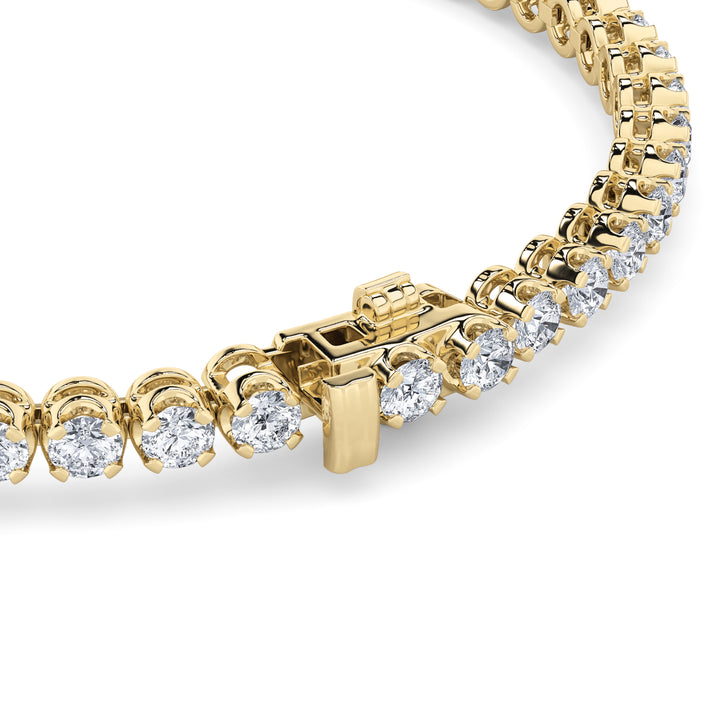 8CTW Round Shaped Lab Grown Diamond (F/VS)  Bracelet in 14K Gold