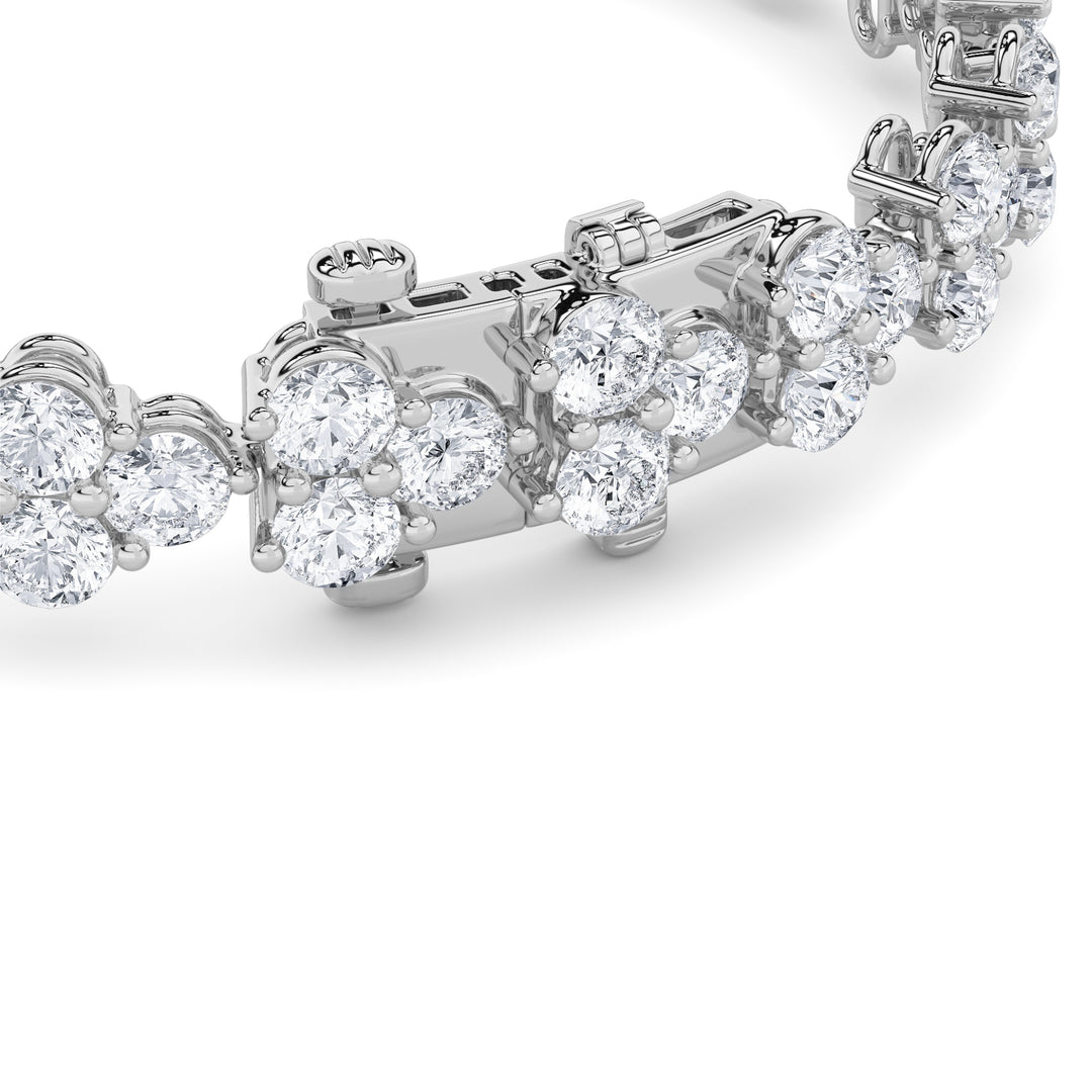 13CTW Round Shaped Lab Grown Diamond (F/VS) Cluster Bracelet in 14K Gold