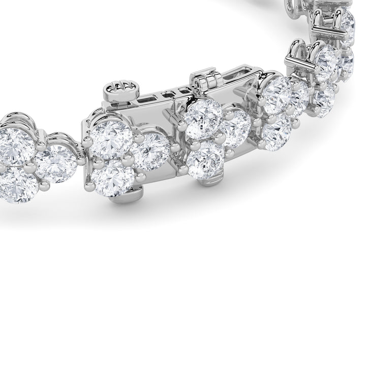 13CTW Round Shaped Lab Grown Diamond (F/VS) Cluster Bracelet in 14K Gold